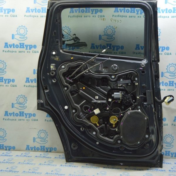 Уплотнитель двери задней левой Jeep Compass 17- 68242121AA