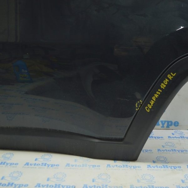 Накладка двери нижняя задняя левая Jeep Compass 17-затерта 5UP27RXFAB