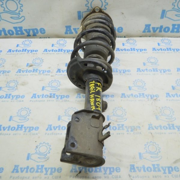 Стойка амортизатора в сборе передняя правая Jeep Compass 17- Trailhawk 68290228AB