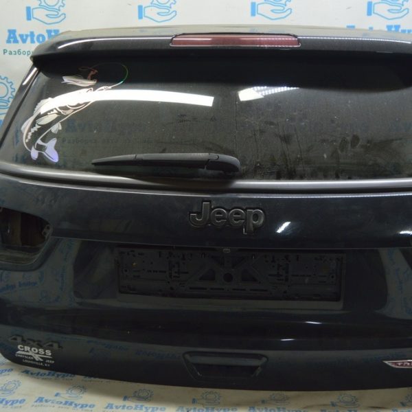 Стекло заднее двери багажника Jeep Compass 17-19 тонировка (01) 55112803AA