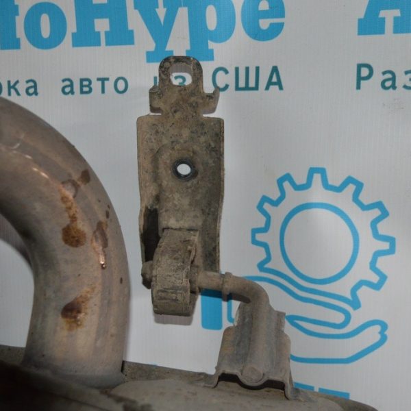 Кронштейн глушителя задний правый Jeep Compass 17- 2.4 68317997AB