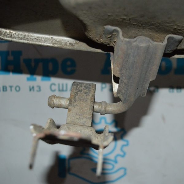 Кронштейн глушителя задний левый Jeep Compass 17- 2.4 68317997AB