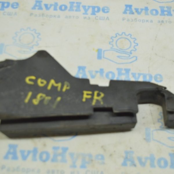 Уплотнитель крыла капот-крыло правый Jeep Compass 17- поролон 68242142AA