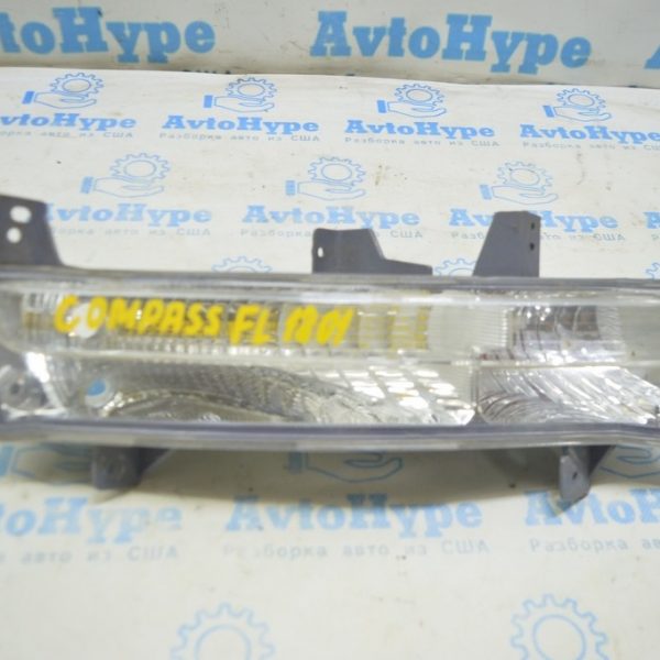 Поворотник левый Jeep Compass 17- неориг (01) 55112721AB