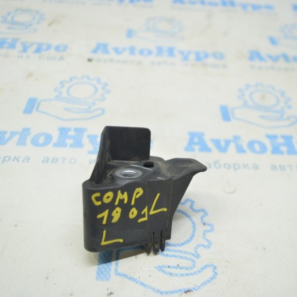 Кронштейн датчика удара левый Jeep Compass 17- телевизор 68282583AA