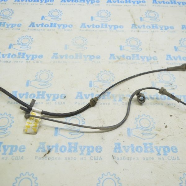 Датчик ABS задний правый Jeep Compass 17- awd 68354224AA