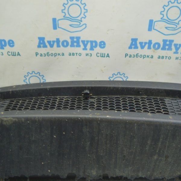 Нижняя решетка переднего бампера Jeep Compass 17- 5UP87RXFAA