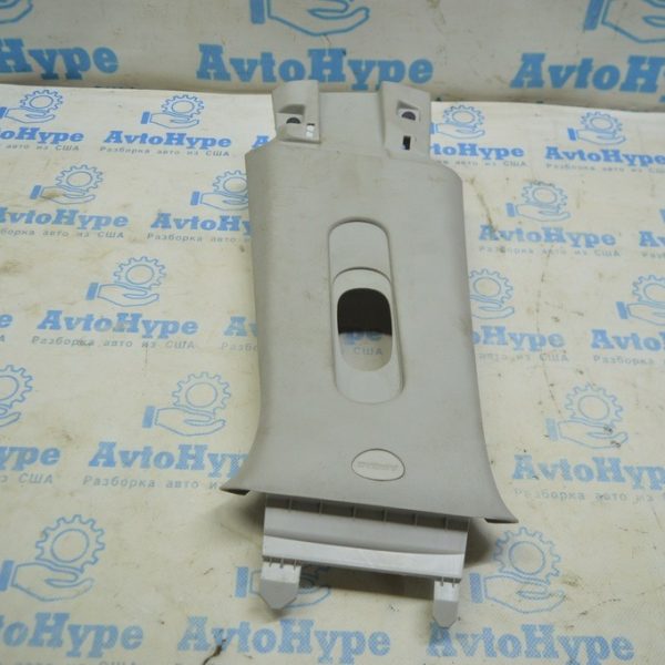 Накладка центральной стойки верхняя ремень левая Jeep Compass 17- серая 6ND21PS4AA