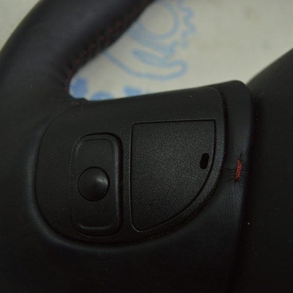 Кнопки управления с обратной стороны руля правое Jeep Compass 17- 5UX00DX9AB