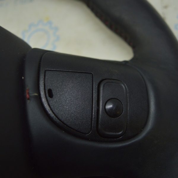 Кнопки управления с обратной стороны руля левые Jeep Compass 17- 5UW97LT5AA