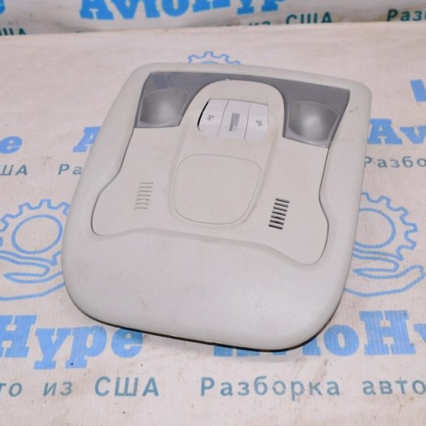 Плафон освещения перед Jeep Renegade 15- без люка 6AU89MS7AA