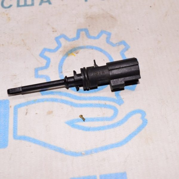 Датчик температуры окружающего воздуха Jeep Renegade 15- 5149279AC 5149279AC