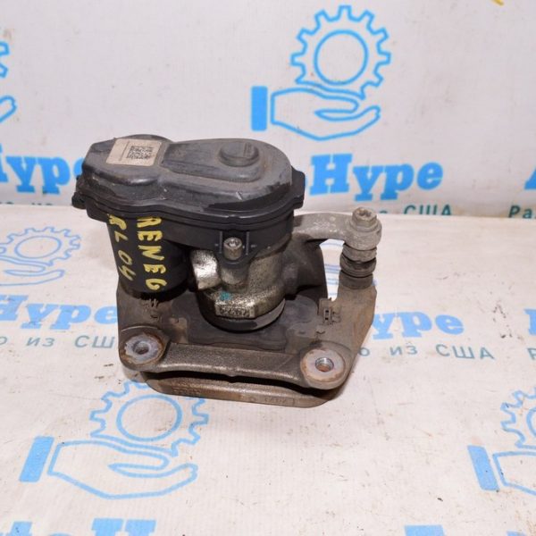 Суппорт задний левый Jeep Renegade 15- (04) деф. на зч 68263130AA