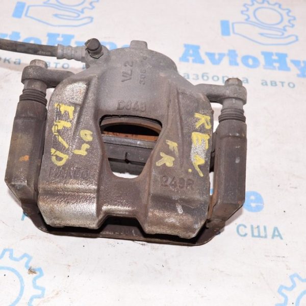 Суппорт передний правый Jeep Renegade 15- 68267931AA