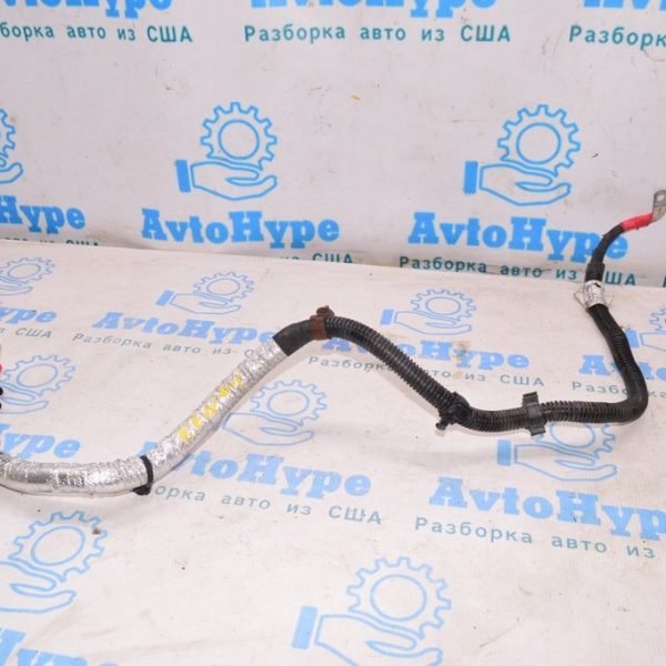 Клемма (+) плюсовая вторая Jeep Renegade 15- c предохранителем 00520286720