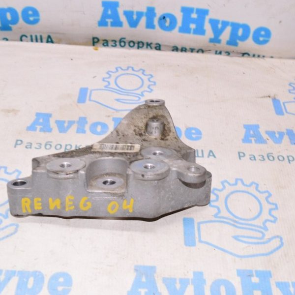 Кронштейн подушки двигателя левый Jeep Renegade 15- 2.4 68246579AA