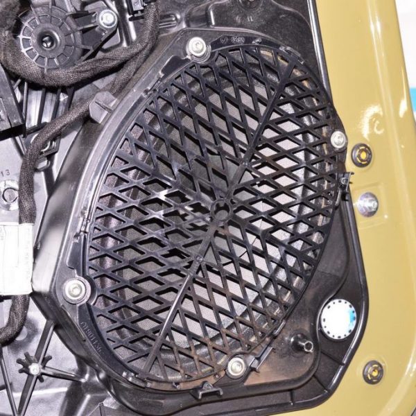 Динамик зад лев Jeep Renegade 15- 68256278AA