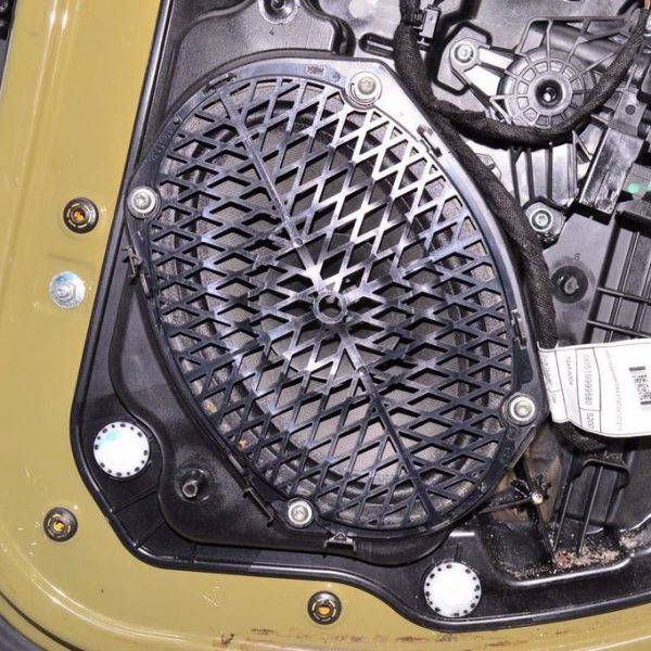 Динамик зад прав Jeep Renegade 15- 68256278AA