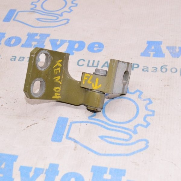 Петля двери нижняя перед лев Jeep Renegade 15- 68200963AA