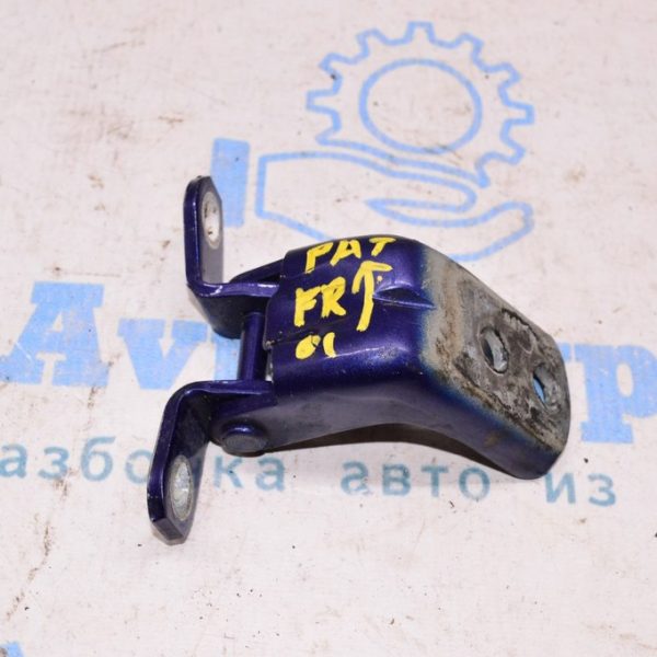 Петля двери верхняя перед прав Nissan Pathfinder 13- 80400ZX60A