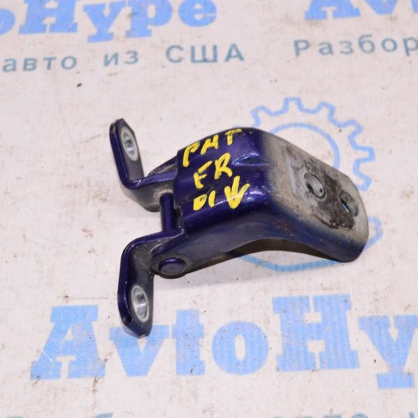 Петля двери нижняя перед прав Nissan Pathfinder 13- 80401ZX60A
