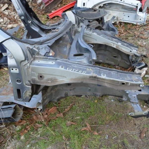 Четверть передняя правая VW Passat b7 USA графит (03) без нижней части порога 561-803-092-A