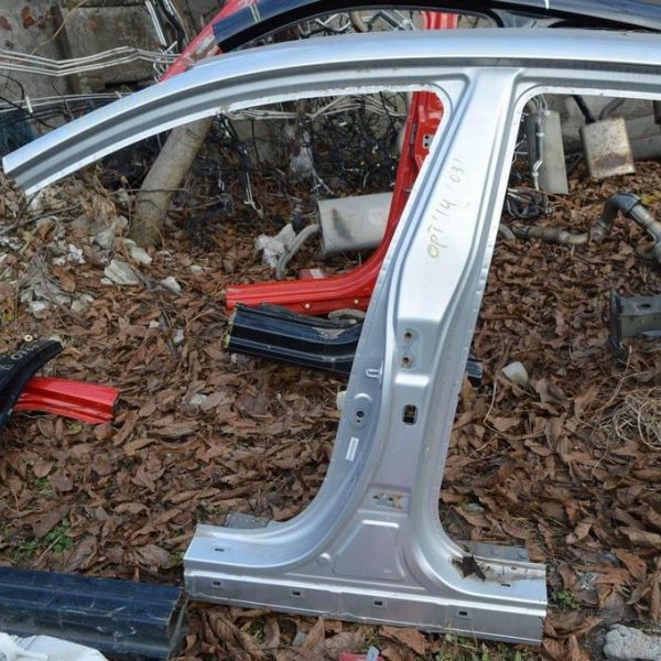 Стойка кузовная центральная левая Kia Optima 11-15 (03) серебро с батоном крыши 71401-4CB00