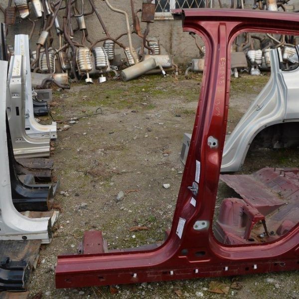 Стойка кузовная центральная левая Ford Escape MK3 13- (03) красный цвет с батоном CJ5Z-7824301-A