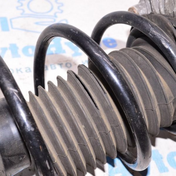 Форточка глухое стекло задняя правая Honda Clarity 18-21 usa с хромом 73512-TRT-A01