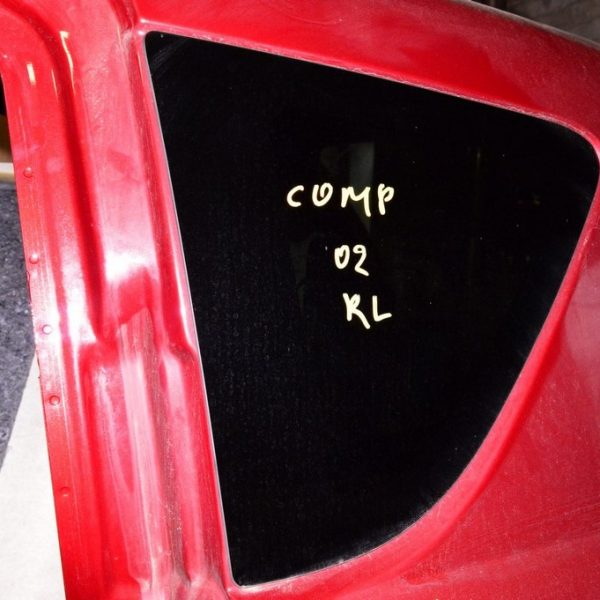 Форточка (глухое стекло) задняя левая Jeep Compass 11-16 5191251AC