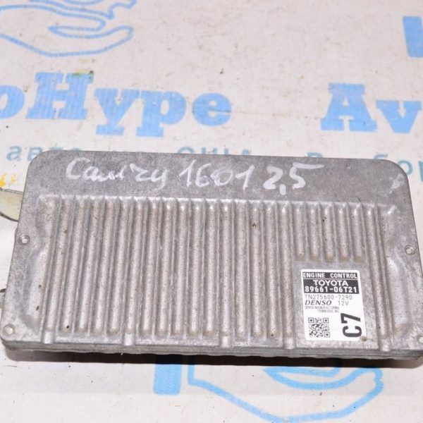 Блок ECU компьютер двигателя Toyota Camry v55 15-17 2.5 usa (01) 8966106T21