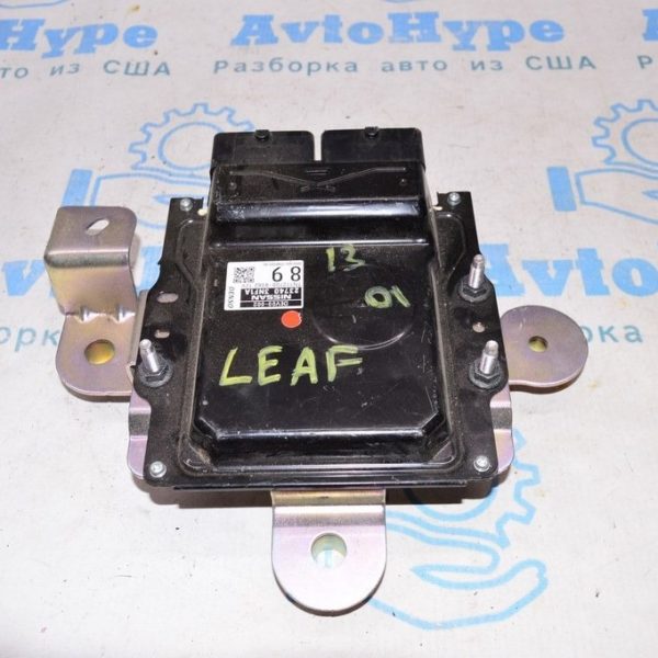 Блок ECU компьютер двигателя Nissan Leaf 13-15 (01) 237403NF1A