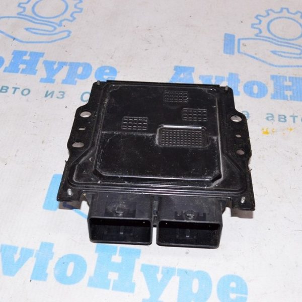 Корпус масляного фильтра Jeep Compass 11-16 5047079AA