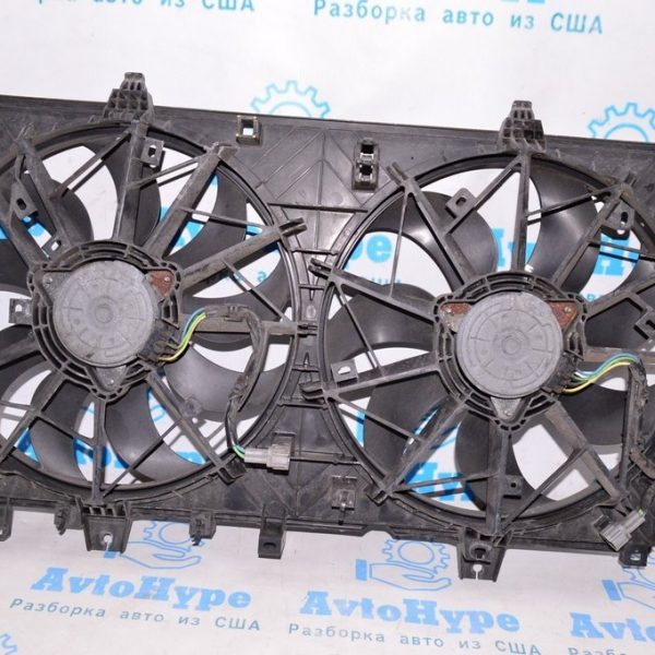 Диффузор кожух радиатора в сборе Nissan Rogue 14- (04) деф.1 направляющей 214814BA0A