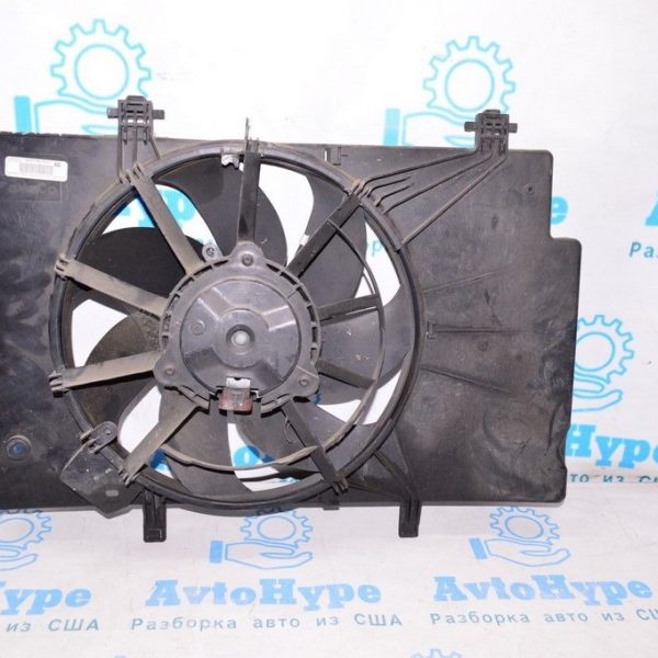 Диффузор кожух радиатора в сборе Ford Fiesta 11-19 1.6 (02) 8V5Z-8C607-Q