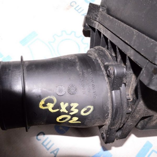 Воздуховод на воздушный фильтр Infiniti QX30 17- A2700940011
