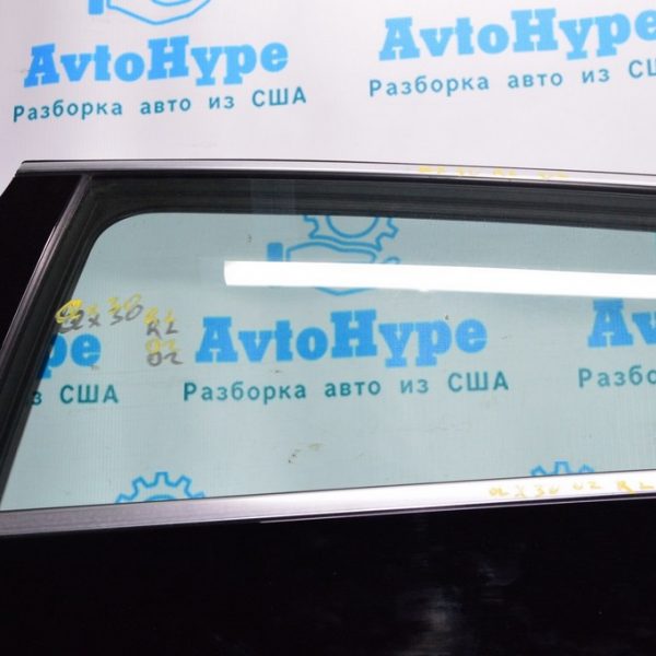 Молдинг дверь-стекло центральный зад лев Infiniti QX30 17- 82821-5DA1A