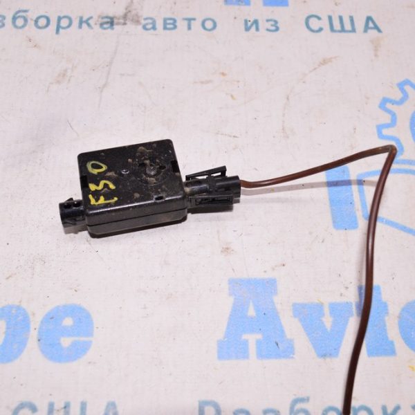 Усилитель антенны BMW 3 F30 12-19 9231466