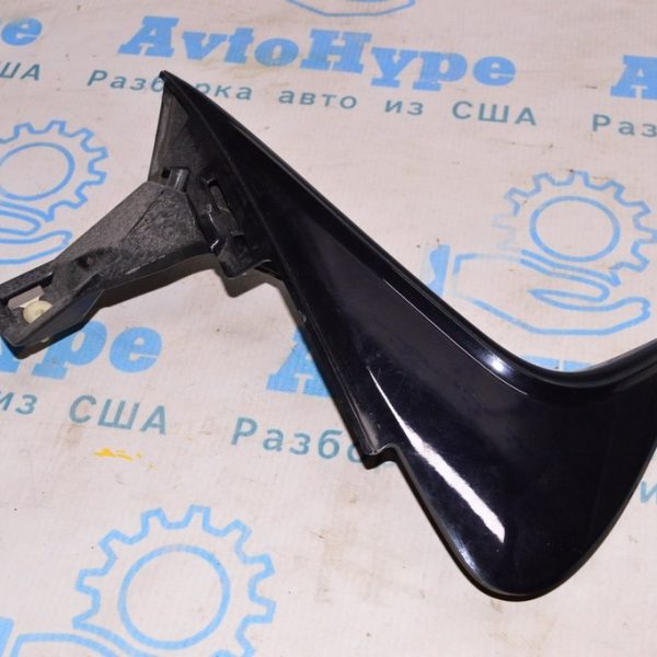 Накладка боковая спойлера лев Infiniti QX30 17- 96033-5DA1A