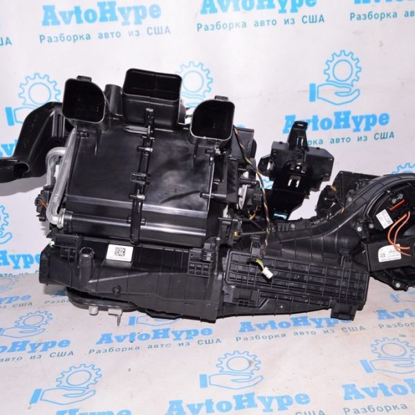 Корпус печки голый Infiniti QX30 17- A2468301702 27220-5DA2B