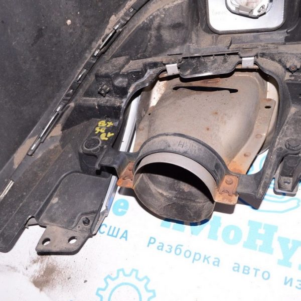 Кронштейн насадки глушителя прав Infiniti QX30 17- base 85018-5DJ0B