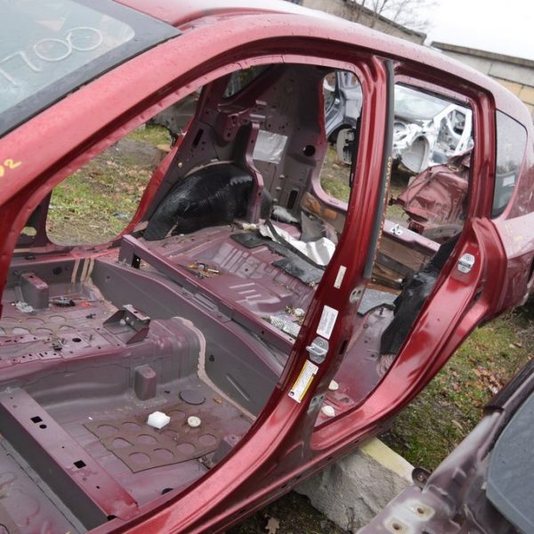 Стойка кузовная центральная левая Jeep Compass 11-16 (02) красный цвет PRP 68001971AF