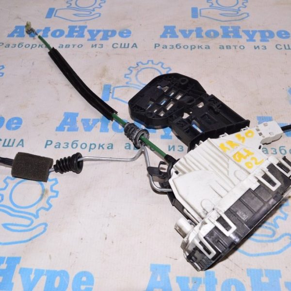 Замок двери зад прав Infiniti QX30 17- 825005DC0A