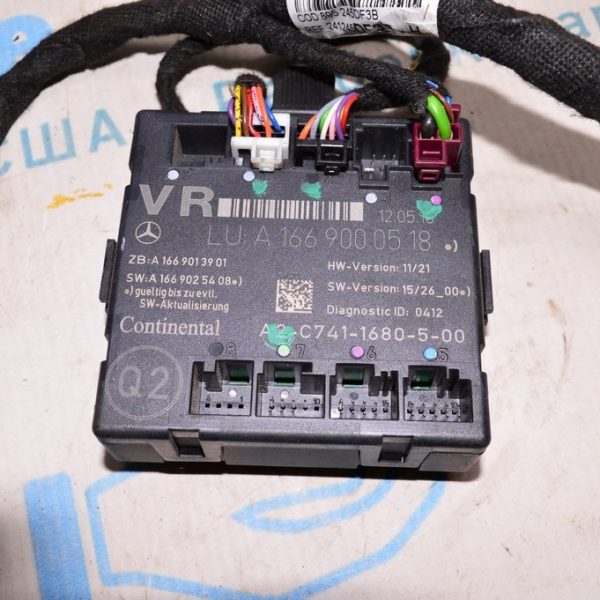 Компьютер двери перед прав Infiniti QX30 17- (02) a1669013901