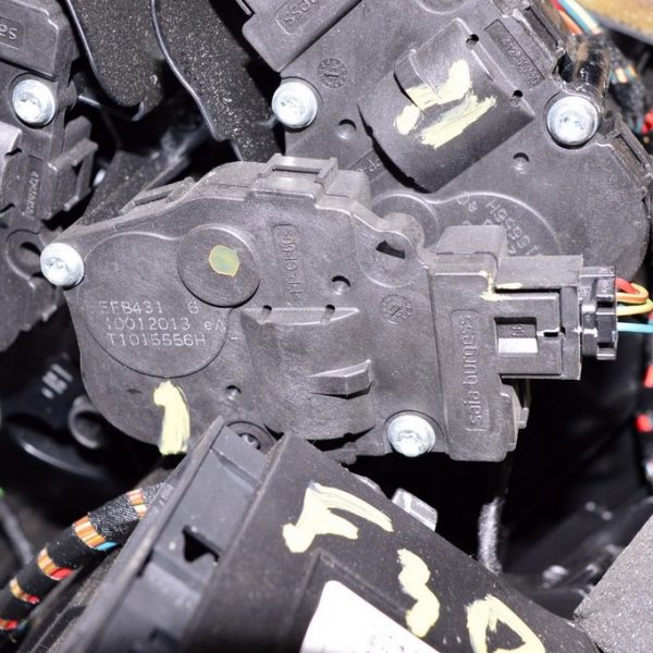 Актуатор моторчик привод печки (вентиляция) BMW 3 F30 12-19 64-11-9-321-034