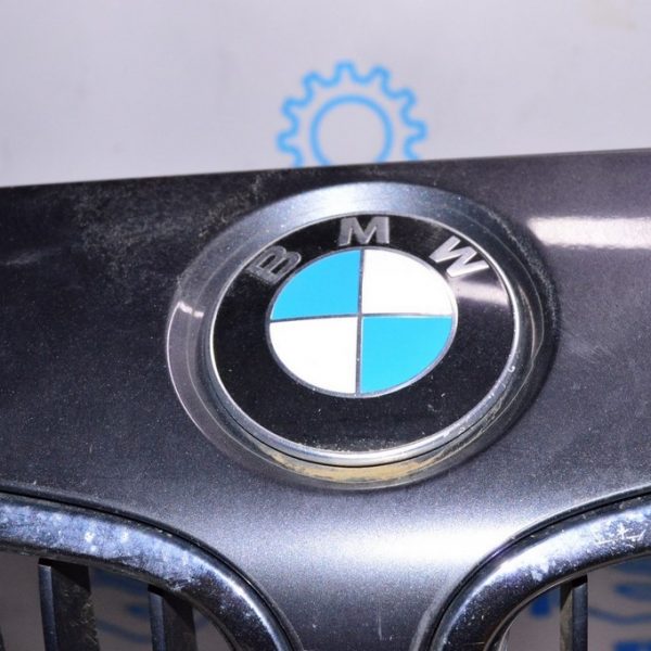 Эмблема значок переднего бампера BMW 3 F30 12-19  51-76-7-288-752