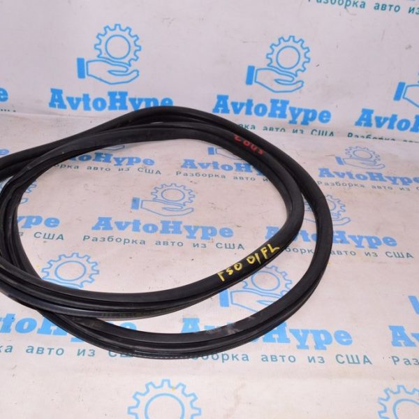 Уплотнитель дверного проема перед лев BMW 3 F30 12-19 51-72-7-303-968