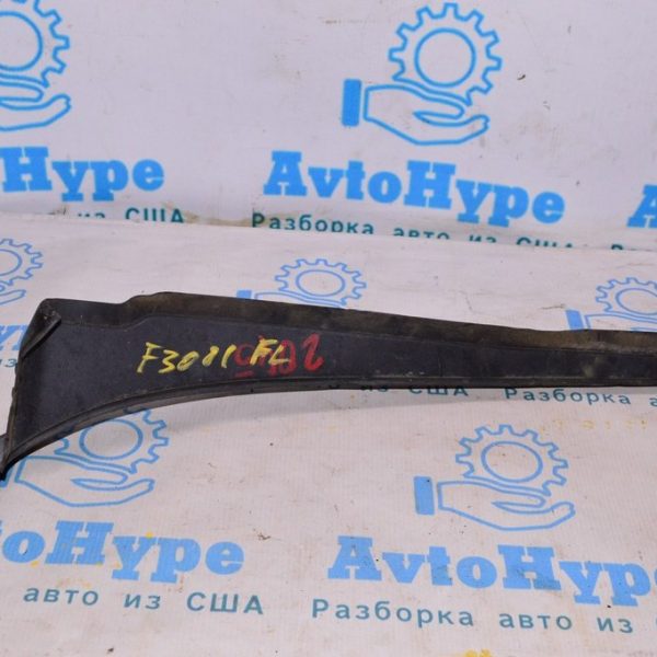 Уплотнитель крыла капот-крыло лев BMW 3 F30 12-19 51-76-7-264-274