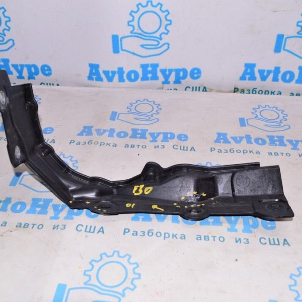 Накладка подкапотная правая BMW 3 F30 12-19 51757331242