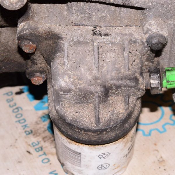 Корпус масляного фильтра Ford Focus mk3 11-18 2.0 BB5Z-6881-A